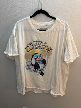 Simply Southern Toucan Graphic T-Shirt “Saturday” XL/XXL